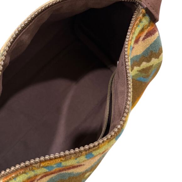 Pendleton Travel Kit In Solstice Canyon - Picture 3 of 10